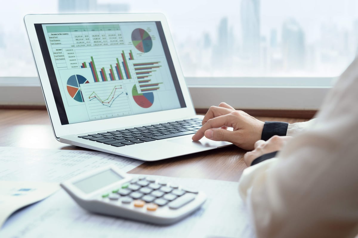 HR Analytics-graphs on laptop screen